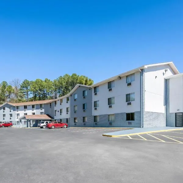 Super 8 by Wyndham Homewood Birmingham Area, hôtel à Birmingham