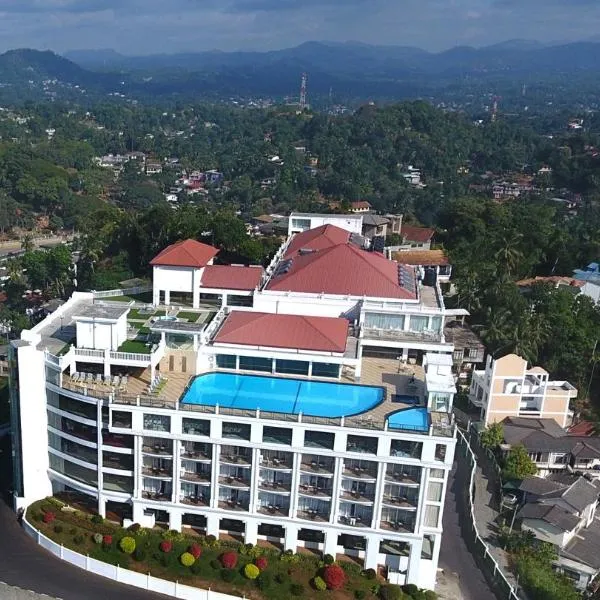 The Grand Kandyan, hotel in Kandy