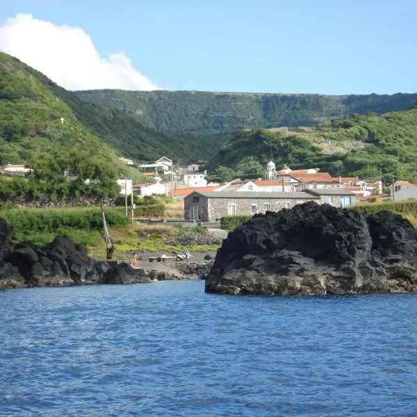 Casa Atlantida - Sea front, hotell sihtkohas Fajazinha