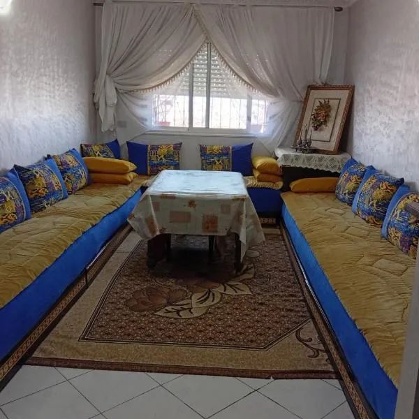 Adorable Apartamento a 8 Min del Aeropuerto de Casablanca,WiFi Ultra Rapido y Parking Gratis, hotel sa Derroua