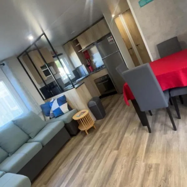 Chez Gill & Clo, хотел в Сен-Жулиен-ан-Борн