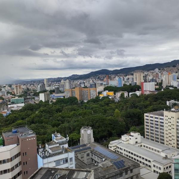 Quarto privativo Centro Lourdes de Belo Horizonte