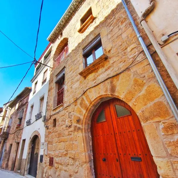 Amplia Casa en Vinaixa, calle Mayor, Cal Mitger, viešbutis mieste Viñaixa