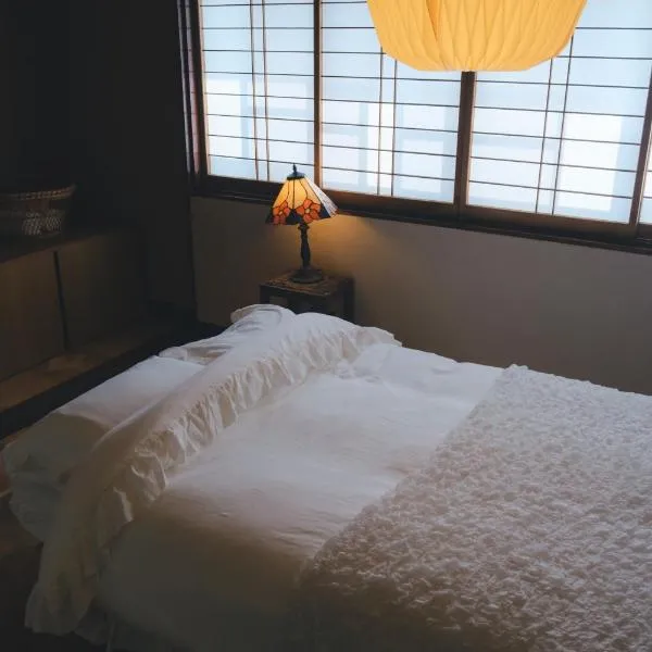 ゲストハウス レトロマチカ, hotel in Sakai