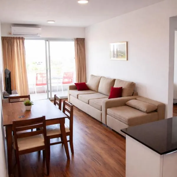 Tigre 3 ambientes-Estacion fluvial-Opcional Cochera paga, Hotel in Tigre