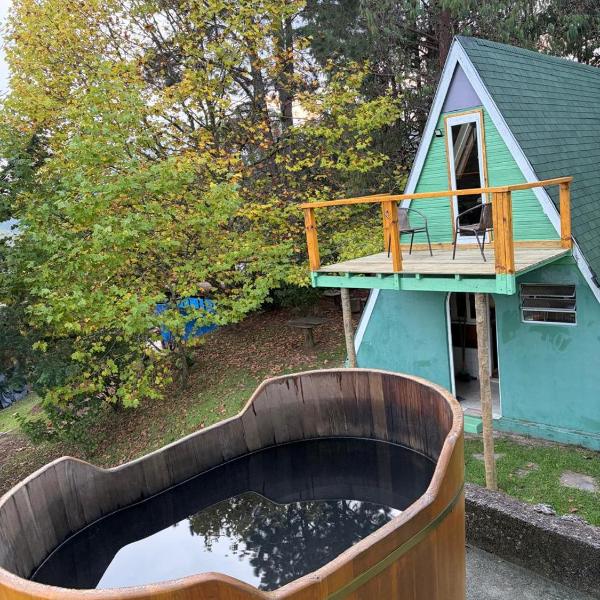 Glamping Amanita - Chalé com ofurô e cachoeira, pet friendly, Starlink