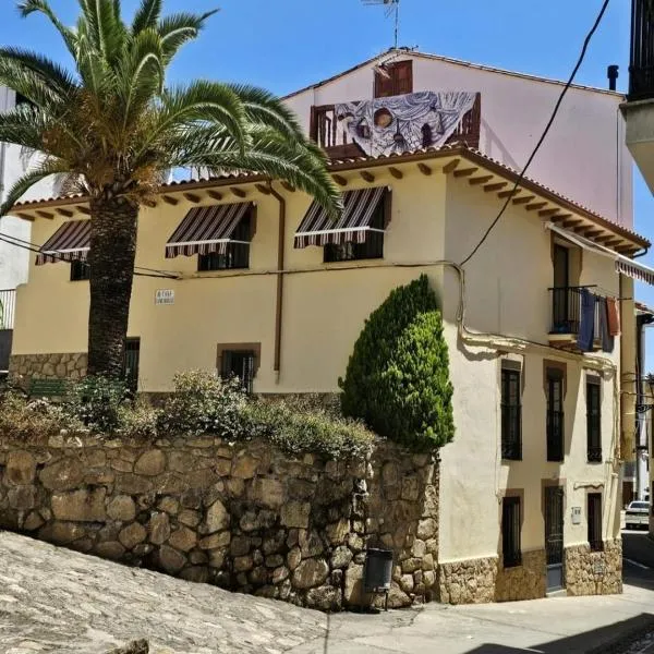 Casa Rural La Changa, hotel v destinaci Losar de la Vera
