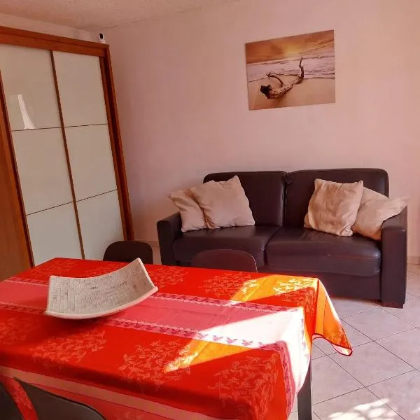 Les Tourterelles, hotel in La Londe-les-Maures