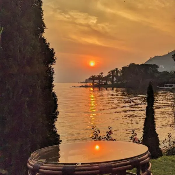 Kivu Hilltop beach Hotel & Apartment, khách sạn ở Gisenyi