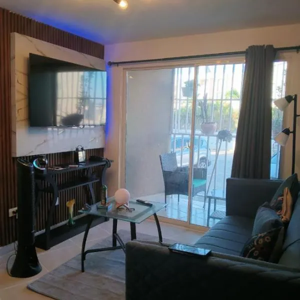 산티아고 데 로스 카바예로스에 위치한 호텔 Cómodo Apartamento en Santiago