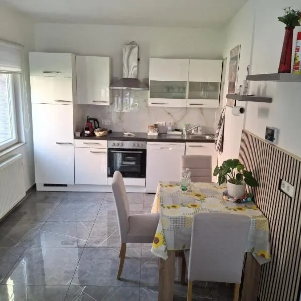 Ferienwohnung in Bönnigheim , freistehendes Haus, hotel v destinácii Bönnigheim