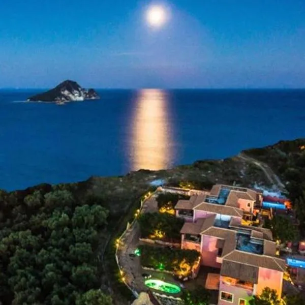 Athenea Villas, Private Pools & Gardens: Kerion şehrinde bir otel