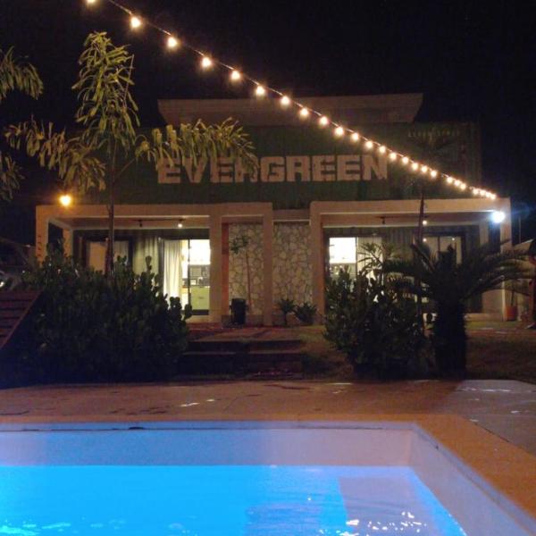 Hospedagem Moderna em Container