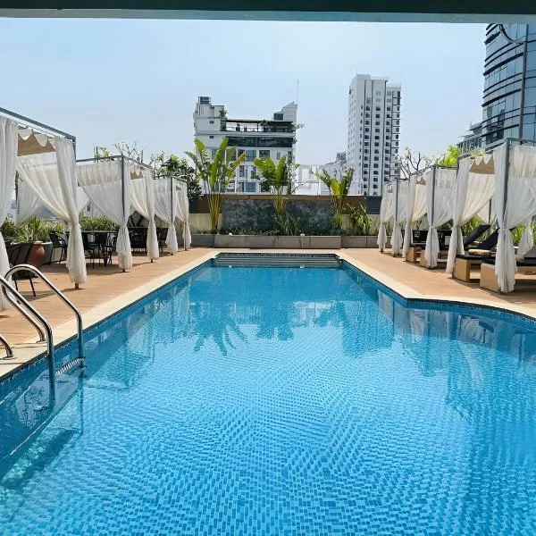 Monivong Clover Hotel Formerly G Mekong Hotel, hotell i Phnom Penh