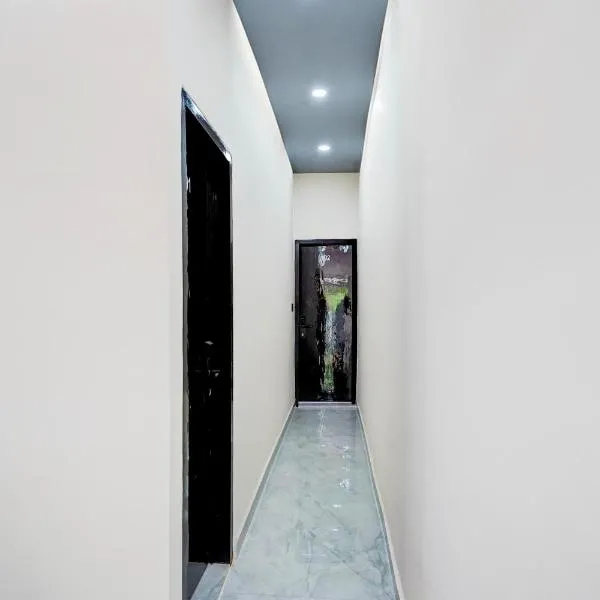 नई दिल्ली में, होटल Hotel O Karan Residency