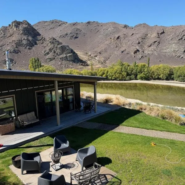 Rivers Retreat - Central Alexandra - Central Otago, hotel v mestu Alexandra