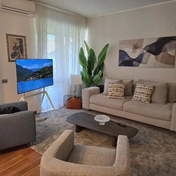 Como Icon Centro Apartment By Icon7 Luxury โรงแรมในโกโม