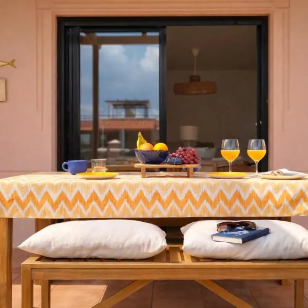 Casa pez OASIS slow life con piscina y terraza、Majanichoのホテル