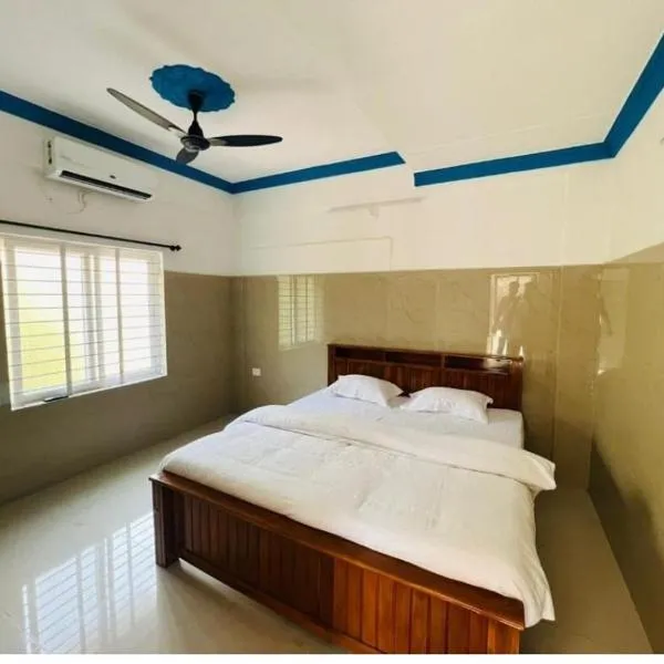 holiday home malpes، فندق في Malpe