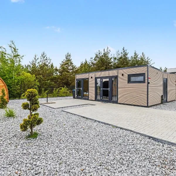 NORA Tiny House Bergheider See، فندق في Buschmühle
