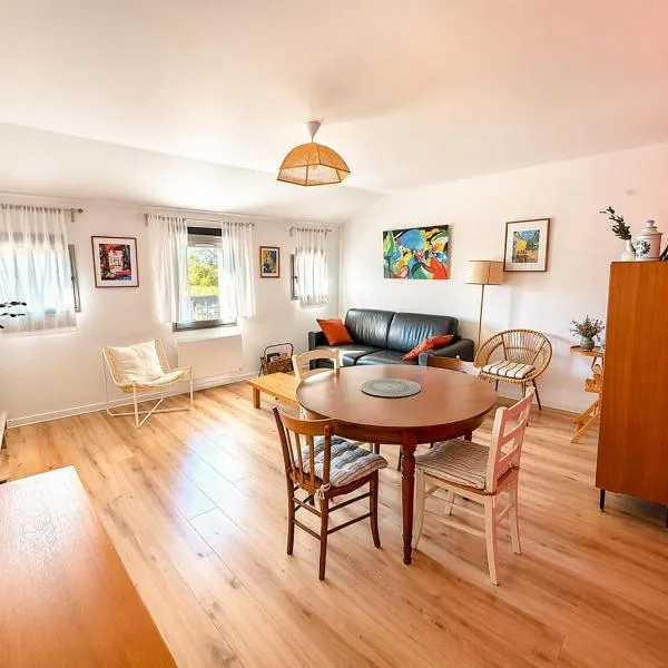 Charmant appartement, calme, climatisé, centre historique, hotel em Avignon