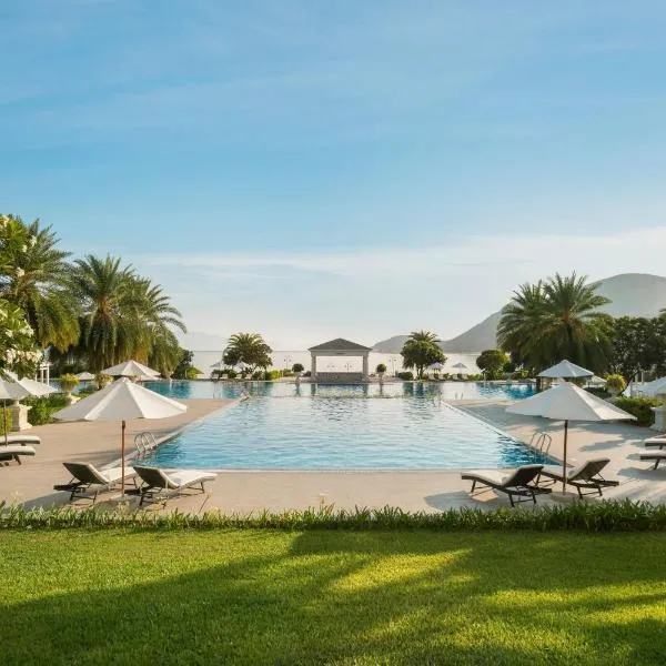 Nha Trang Marriott Resort & Spa, Hon Tre Island, hotell i Nha Trang