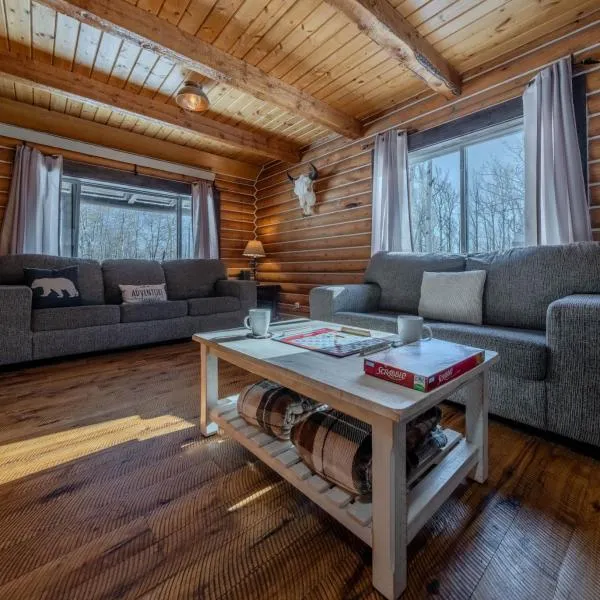 20 mins to YNP-Cabin-Pet friendly, hotel in Island Park