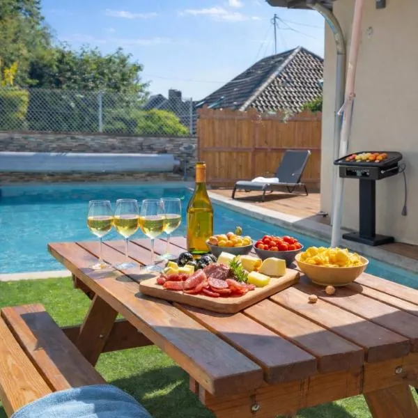 Spa & piscine, séjour cosy et détente famille-amis: Munster şehrinde bir otel