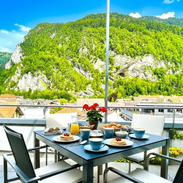 Penthouse Alps Scenic Views and Concierge by SwissHut, Hotel in Interlaken