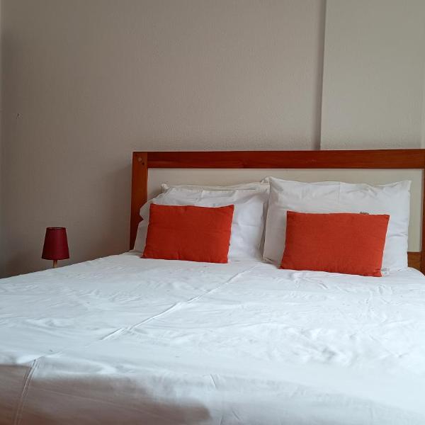 Ipanema One Bedroom Apartment, 250 m from the beach & metro 24h Concierge