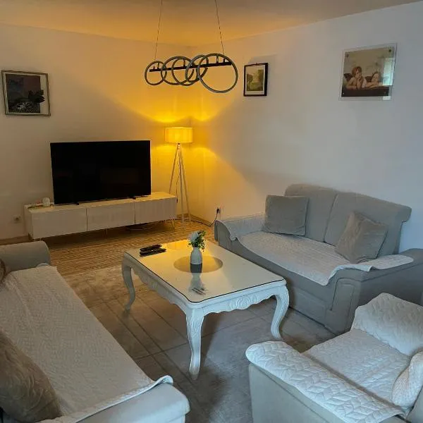 Apartman Deluxe, hotel u gradu Novi Travnik