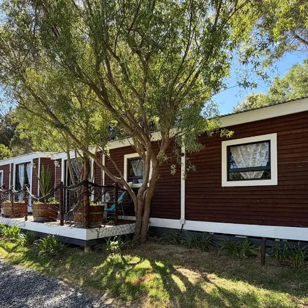 Pegazuz Family Farm, hotel in Gordonʼs Bay