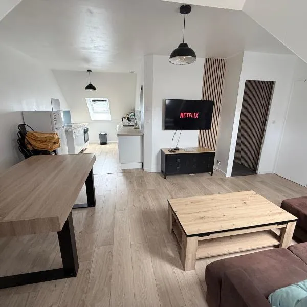 La nouvelle école, hotel u gradu 'Ruillé-en-Champagne'