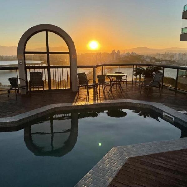 Apartamento completo no Centro de Floripa - Felipe Schmidt