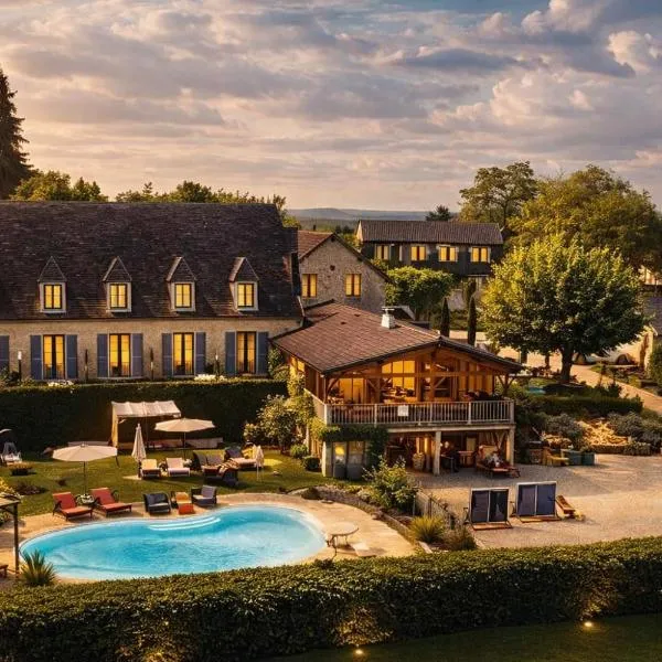 Hôtel Bien-Être Aux Cyprès de Marquay-Calme et élégance-Laissez-vous porter par une ambiance chaleureuse où chaque instant compte-Découvrez un havre de paix où nature et confort se marient pour vous offrir une expérience unique- Réservez dès aujourd'hui !، فندق في Marquay