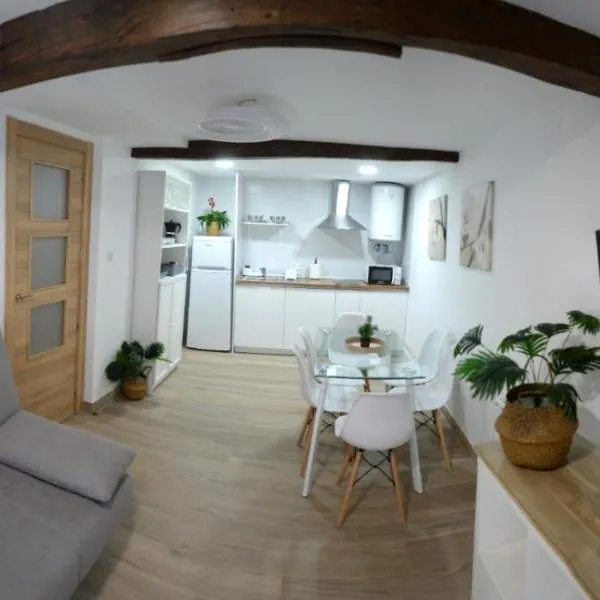 Apartamentos California, Hotel in Béjar