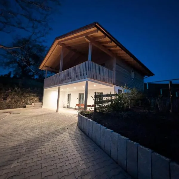 Brunner Alm, hotel a Obertaufkirchen