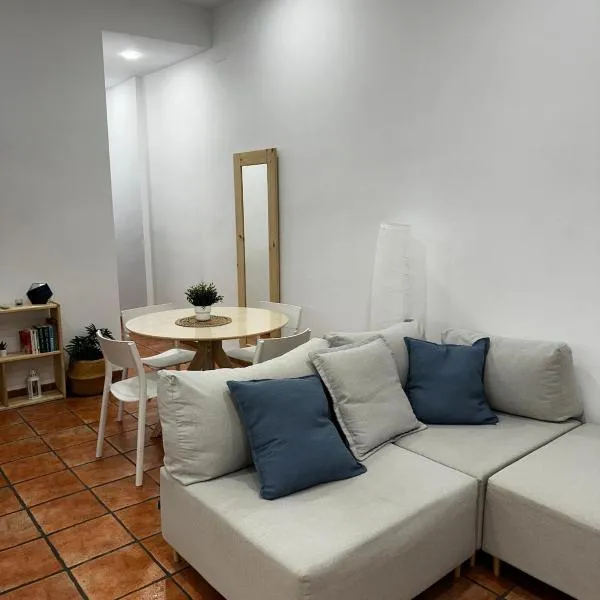 Apartamento de dos habitaciones en Parte Alta de Tarragona, מלון בטרגונה