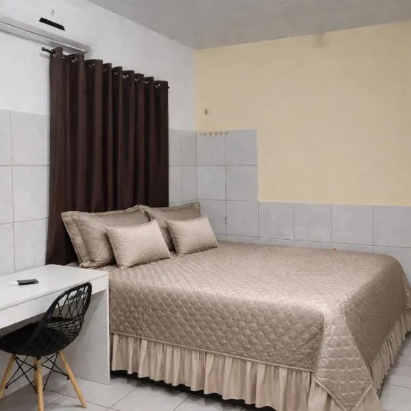 Quarto familia "até 4 pessoas" próximo ao aeroporto e rodoviaria, ξενοδοχείο σε São Luís