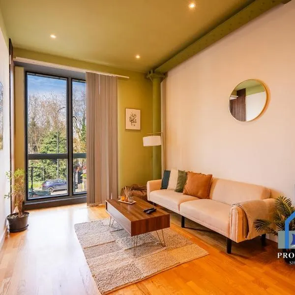 Spacious Manchester City Condo - Parking - Next To AO Arena - Local Attraction & Transport Links โรงแรมในแมนเชสเตอร์