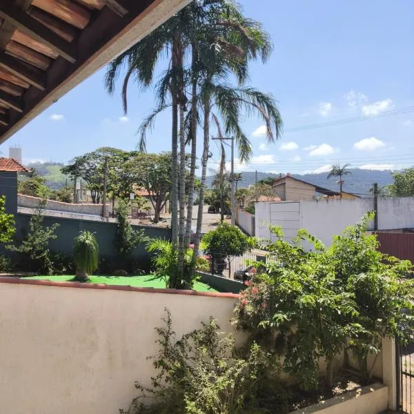 Hostel caminho da Serra, hotel in São Pedro