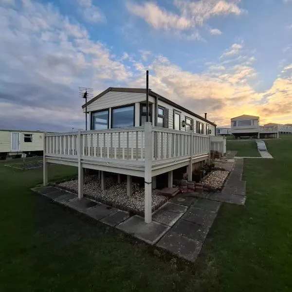 Park Lane B04 - Crimdon Dene Holiday Park, hotel in Hartlepool