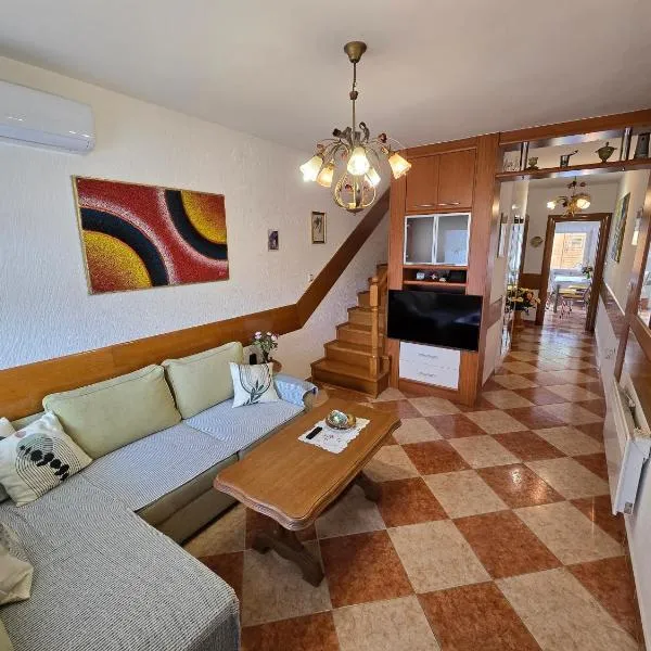 Chico residence, Dramalj: Dramalj şehrinde bir otel