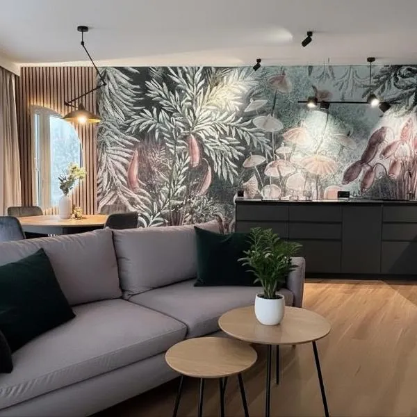 Laguna Beskidow Luxury Lake View Apartment 6 Guests Large Terrace – hotel w mieście Zarzecze