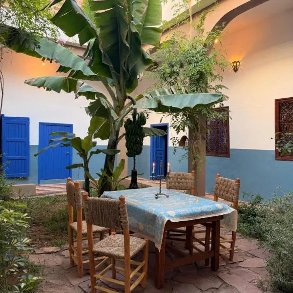 Votre Riad privé entier - Entire private Riad in Calm & Authentic setting, Hotel in Tiznit