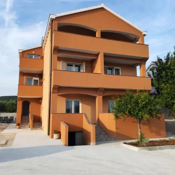 Pearl Apartments, hotel in Sveti Petar