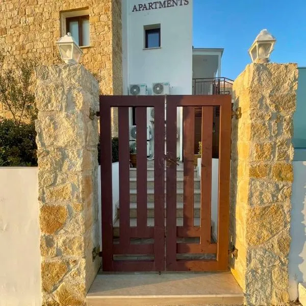 Daniel's Hotel Apartments, khách sạn ở Paphos City