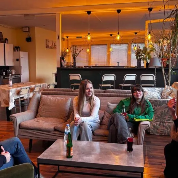 Comebackpackers, hotel i Berlin