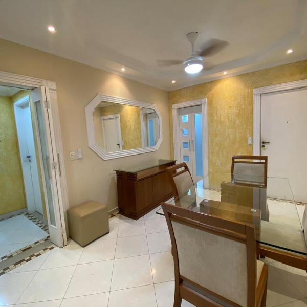 Apartamento Asturias Guaruja com Estacionamento, Wi-Fi, Serviço de Praia , Excelente localização, 5 min a pé da Praia - Foto 2