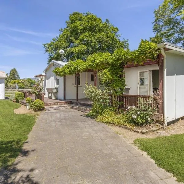 Sanctuary Cottage, hotel v destinaci Karapiro